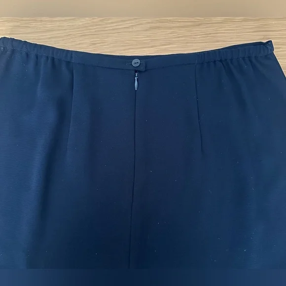 Vintage Navy Suit Skirt - Picture 5 of 5